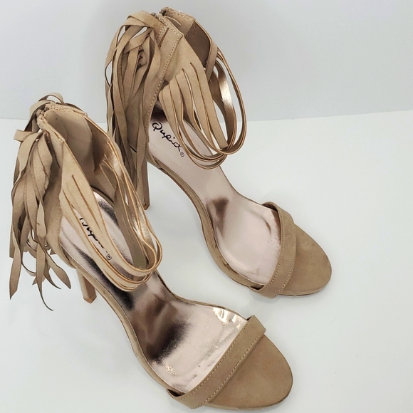 Women Qupid heel sandals, Size 9, Beige - Picture 8 of 9